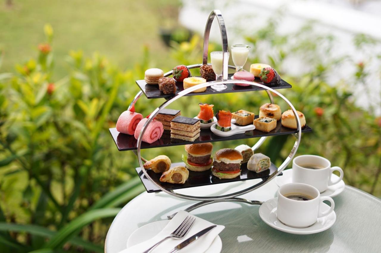 Grand Coloane Resort Макао Екстериор снимка Afternoon tea at the InterContinental Sanctuary Cove Resort, Queensland, Australia